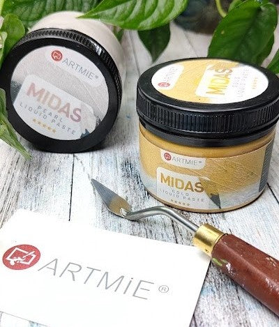 ARTMIE MIDAS flüssige Metallic-Paste auf einer Leinwand