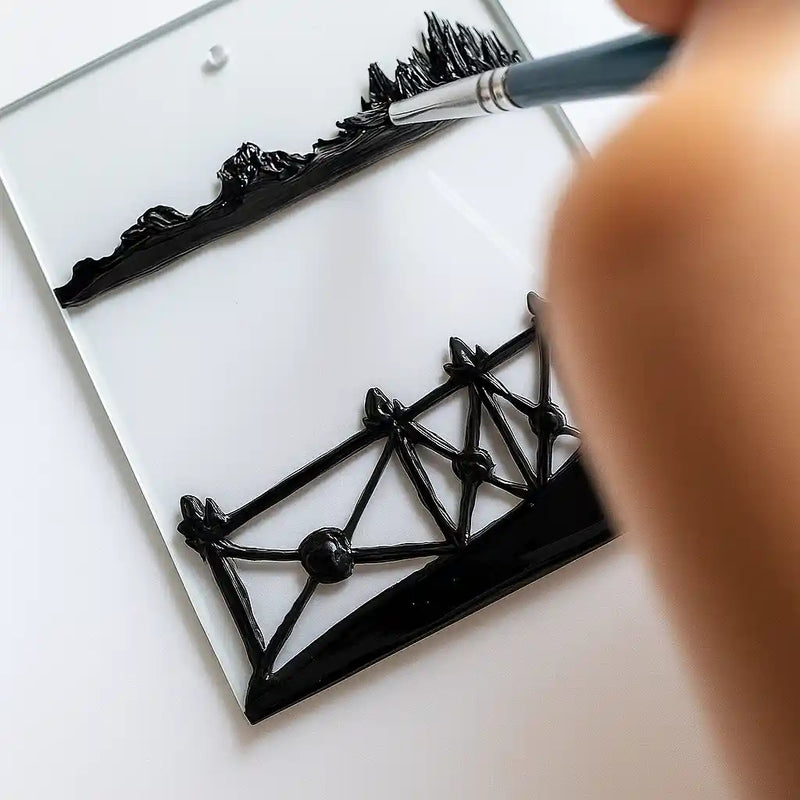 Crea incantevoli effetti 3D usando il colore per stencil su vetro