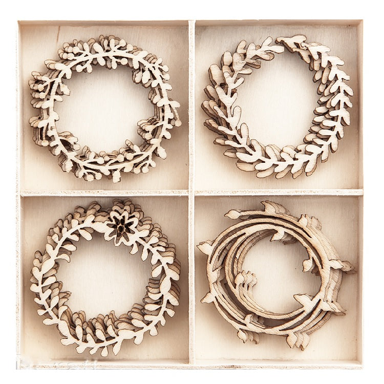 Set degli ornamenti in legno - 20 pezzi