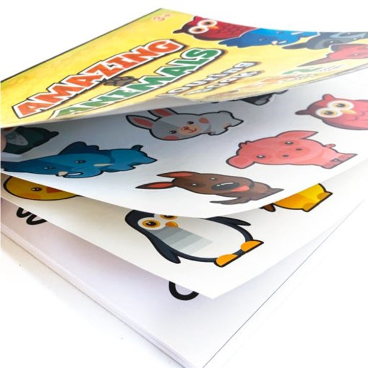 Libro da colorare con adesivi
