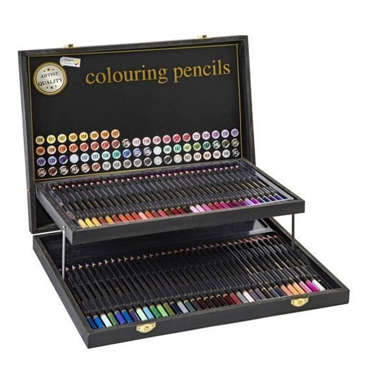 Set di matite colorate in una scatola di legno - 68 pezzi