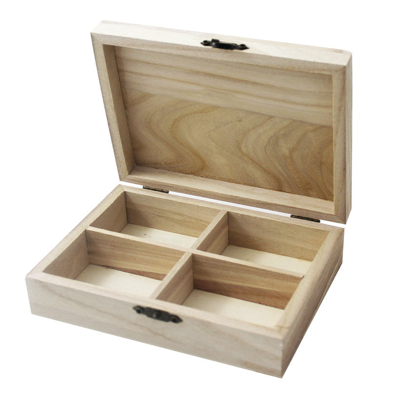 Scatola in legno con 4 scomparti 14 x 10 x 3,5 cm – parte superiore completa