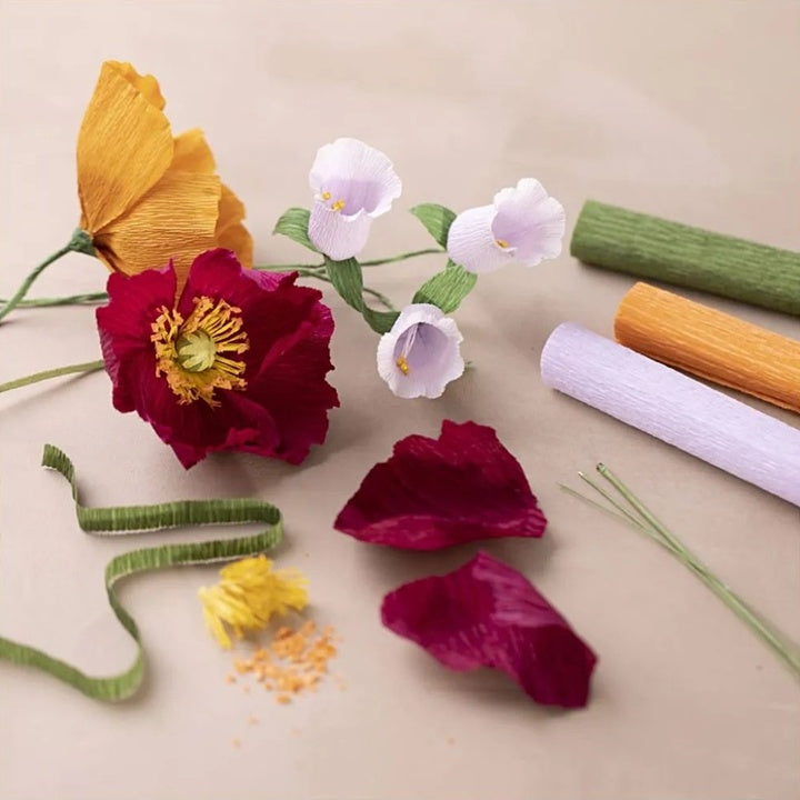 Set di fiori di carta crespa