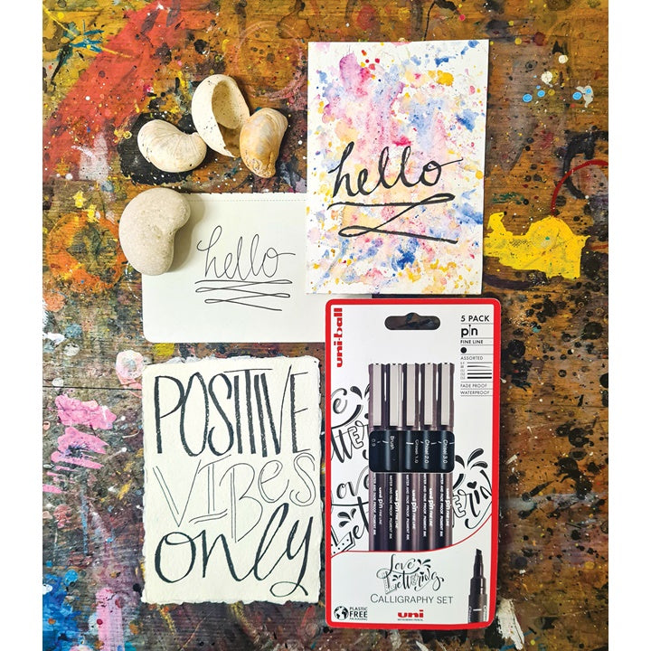 Set di pennarelli UNI PIN fineliner Love Lettering 5 pz.