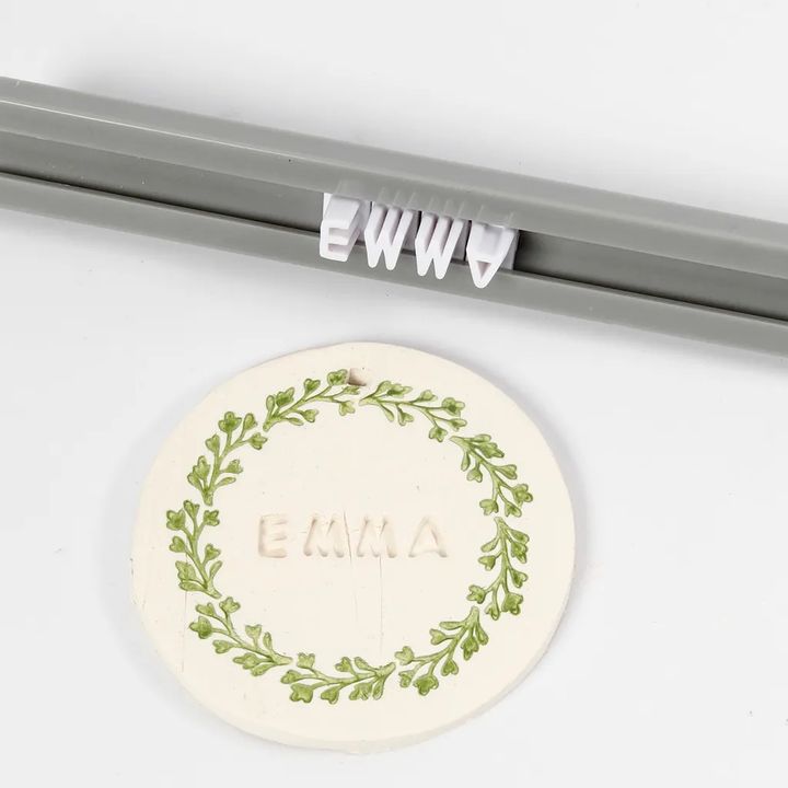 Set di timbri con lettere e numeri per pasta da modellare — immagine 4
